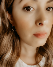 Load image into Gallery viewer, Twist Rope Hoops