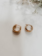 Load image into Gallery viewer, Loop around gold mini hoop earrings