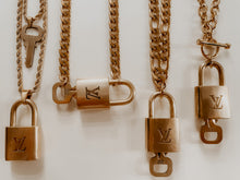 Load image into Gallery viewer, LOCK IT UP NECKLACE