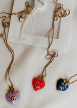 Load image into Gallery viewer, Queen of Hearts necklace