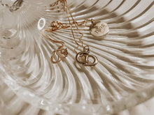 Load image into Gallery viewer, Tinsel Necklace